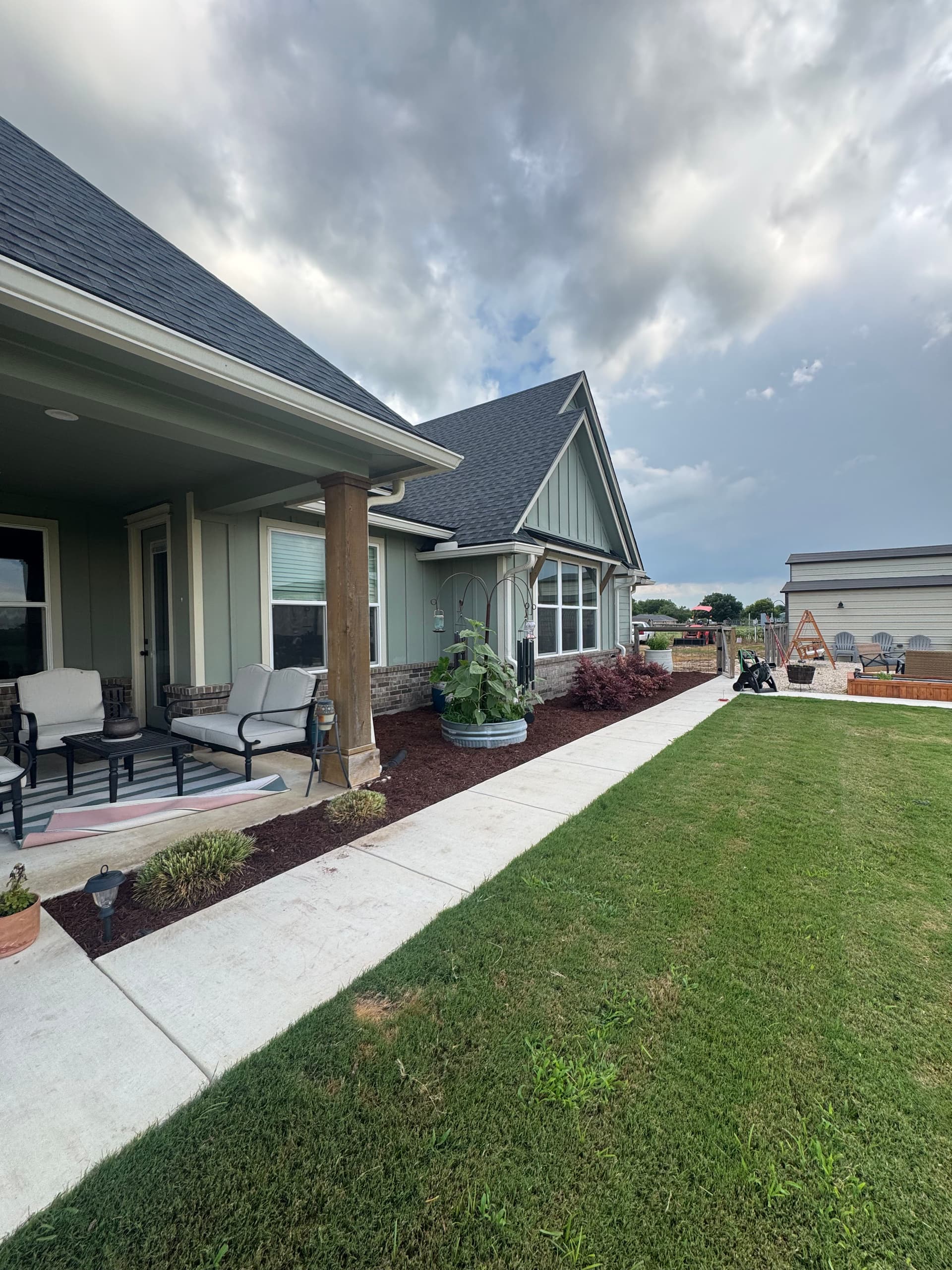 Gallery photos for Tree Trimming, Weed Removal, and Fresh Mulch Beds Done Right: Image #7