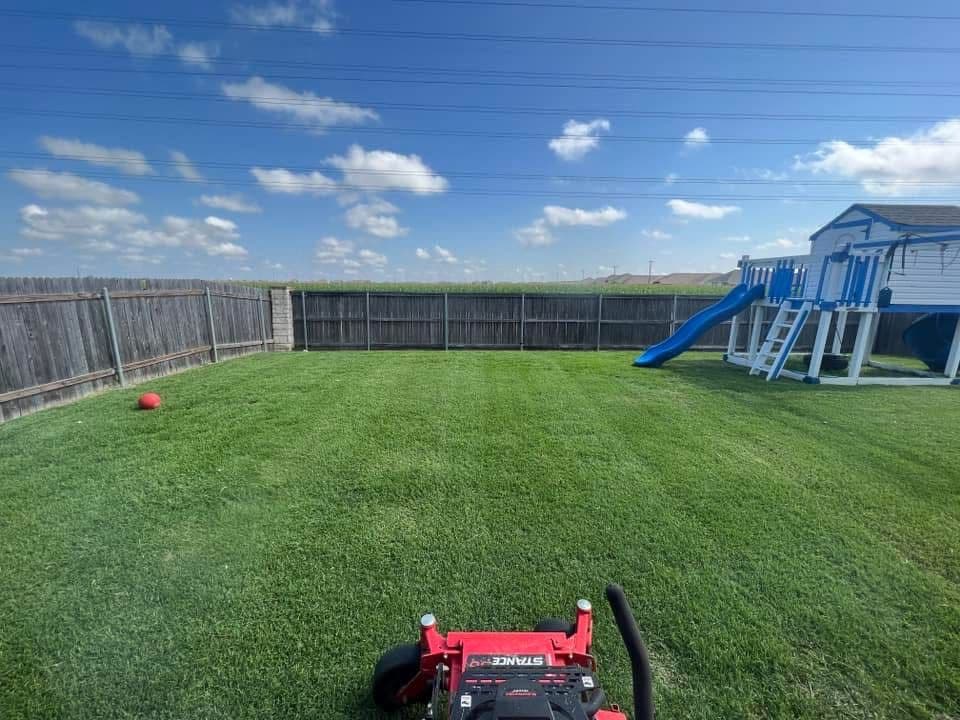 Gallery photos for Lawn Care Magic Achieved by Tyson's Mow and More: Image #5