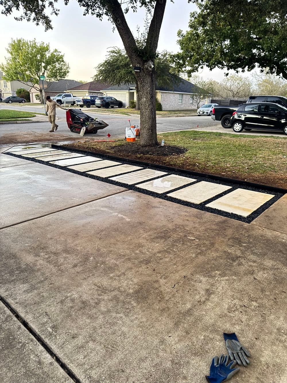 Gallery photos for Elegant Paver Walkway Installation in Austin: Image #2
