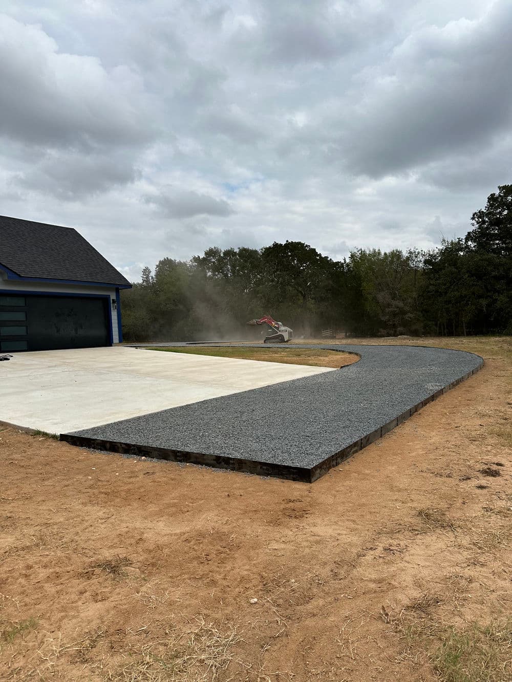 Gallery photos for Blackstar Gravel Driveway Built Right Near Lakeway TX: Image #3