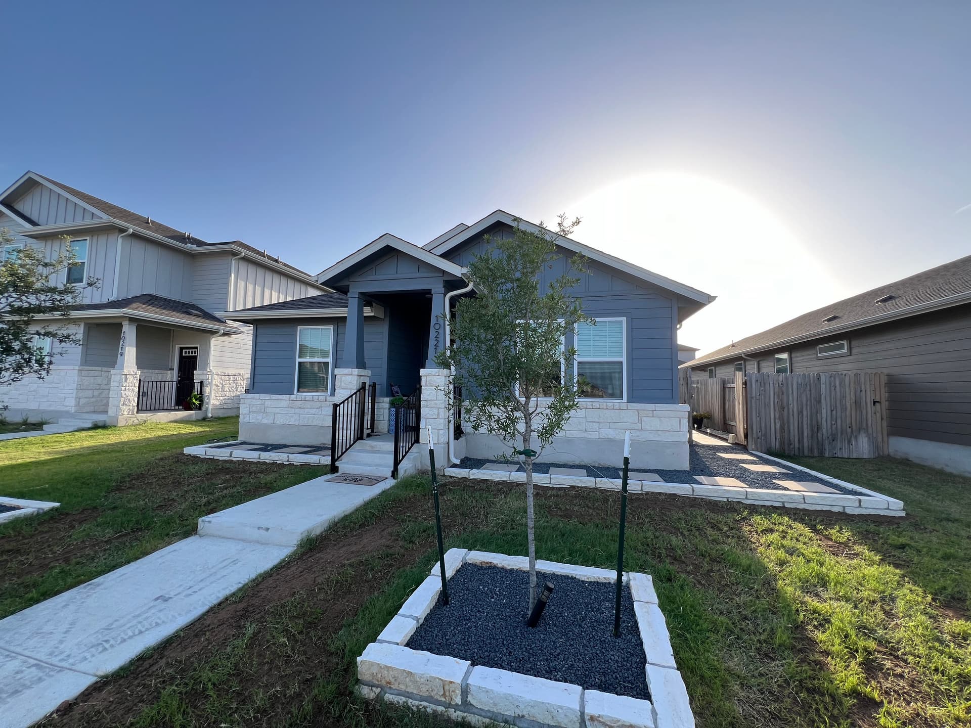 Gallery photos for Xeriscaping and Hardscaping Done Right - Clean, Low-Maintenance Results: Image #4